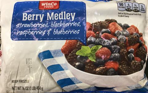 Front label, WinCo Foods Frozen Berry Medley, 16 oz.