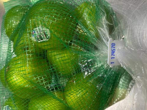Image showing limes in mesh bag displaying tag 174570