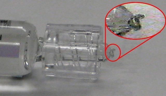 glass syringe clogged in the syringe tip 