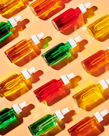 OIO Image of Cosmetic Spray Bottles