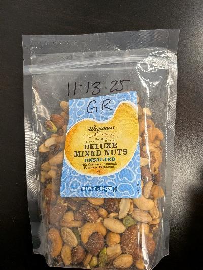 Front of Wegmans Deluxe Mixed Nuts Unsalted 11.5 oz bag