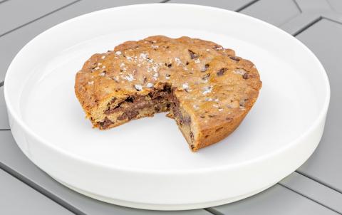 Gluten free chocolate chip cookie cake with Nutella