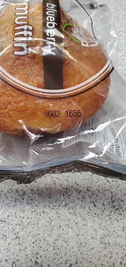 Banana Nut Muffin incorrectly packed and labeled as Blueberry Muffin, Lot 6082 (with accompanying military time stamp)