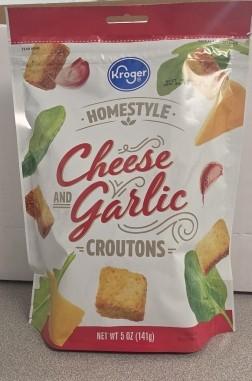 Front label panel for Kroger Homestyle Cheese and Garlic Croutons, 5 oz.