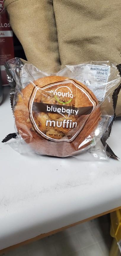Banana Nut Muffin incorrectly packed and labeled as Blueberry Muffin, Net Wt. 6 oz