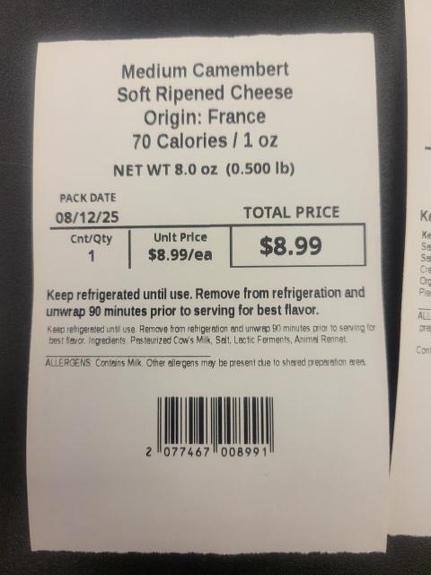 Wegmans Medium Camembert soft ripened cheese, Net wt 8 oz