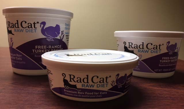 Rad Cat Raw Diet Free-Range Turkey Recipe container (front view)
8oz  UPC 8 51536 00100 5 | 16oz UPC 8 51536 00101 2 | 24oz UPC 8 51536 00102 9